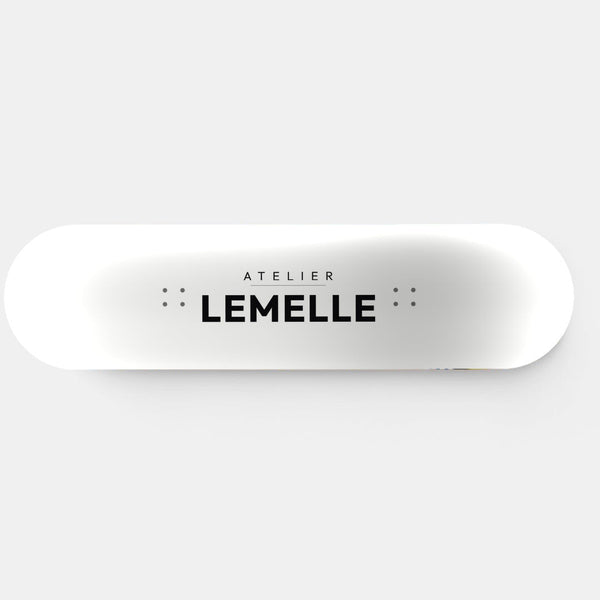 Planche murale Edition 02, logo Atelier Lemelle noir sur fond blanc, vue de face