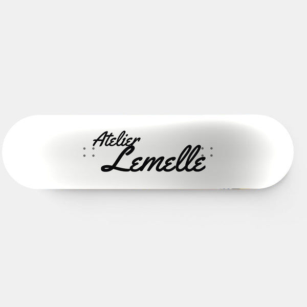 Planche murale Edition 04, signature manuscrite Atelier Lemelle noire sur fond blanc, vue de face